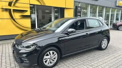 Gebraucht VW Polo Style 95 PS (69 kW) 2021 Schwarz Kleinwagen
