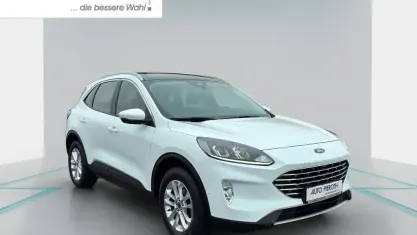 Käytetty Ford Kuga Titanium 150 HP (110 kW) 2023 Valkoinen Katumaasturi