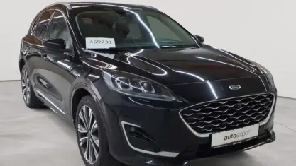 Gebraucht Ford Kuga Vignale 190 PS (139 kW) 2022 Obsidianschwarz metallic SUV