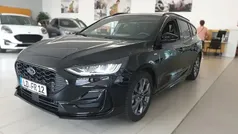 Obsidianschwarz Gebraucht 2023 Ford Focus ST-Line | 24.850 € (Fairer Preis)