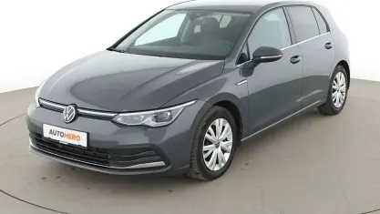 Gebraucht VW Golf VIII Style 150 PS (110 kW) 2022 Grau Limousine