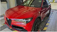 Rot Gebraucht 2023 Alfa Romeo Stelvio Competizione SUV | 37.975 € (Fairer Preis)