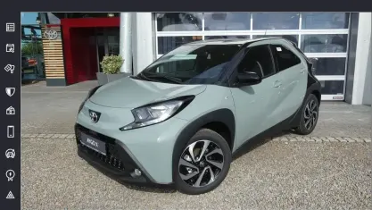 Neu Toyota Aygo X 72 PS (52 kW) 2025 Urban khaki / dach schwarz SUV