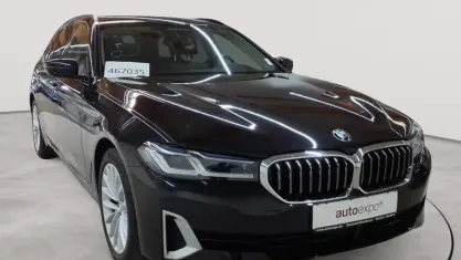 Gebraucht BMW 520 Luxury Line 190 PS (139 kW) 2022 Saphirschwarz metallic Limousine