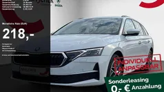 Moon weiss metallic Gebraucht 2024 Skoda Octavia Selection Kombi | 26.240 € (Guter Preis)