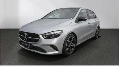 Gebraucht Mercedes B180 Progressive 136 PS (100 kW) 2025 Van / Kleinbus