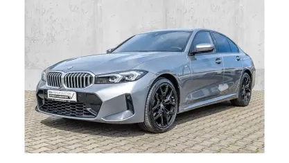 Gebraucht BMW 318 M Sport 156 PS (114 kW) 2025 Grau Limousine