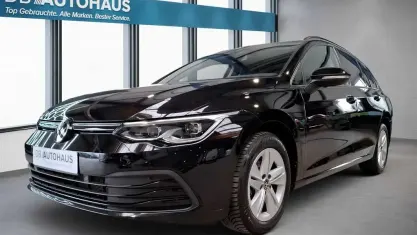 Gebraucht VW Golf VIII Life 150 PS (110 kW) 2024 Schwarz Kombi