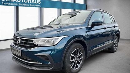 Używany VW Tiguan Life 150 KM (110 kW) 2023 Niebieski SUV