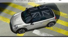 Moonwalk grey metallic Gebraucht 2022 Mini Cooper Kleinwagen | 21.590 € (Guter Preis)