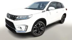 Cool white pearl metallic Gebraucht 2022 Suzuki Vitara Comfort+ SUV | 18.770 € (Fairer Preis)