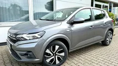 Gebraucht 2025 Dacia Sandero Expression Kleinwagen | 17.298 € (Fairer Preis)