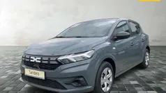 Schiefergrau Gebraucht 2025 Dacia Sandero Essentiel Kleinwagen | 14.100 € (Superpreis)