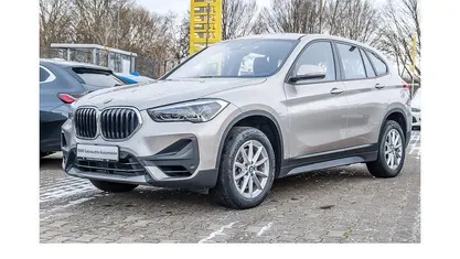 Silber Gebraucht 2022 BMW X1 Advantage SUV | 24.990 € (Superpreis)