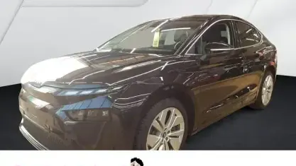 Gebraucht Skoda Enyaq iV Loft 210 kW (286 PS) 2025 Schwarzmagic perleffekt SUV
