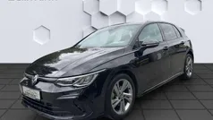 Gebraucht 2023 VW Golf VIII R-line Limousine | 24.465 € (Superpreis)