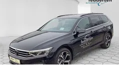 Deep black perleffekt Gebraucht 2023 VW Passat IQ Drive Kombi | 35.980 € (Fairer Preis)