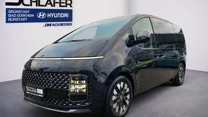 Usata Hyundai Staria Signature 177 CV (130 kW) 2022 Blu Monovolume