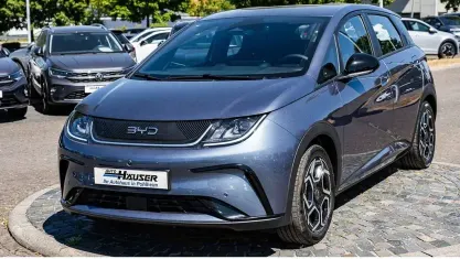 Neu BYD Dolphin Comfort 150 kW (204 PS) 2026 Grau Kleinwagen