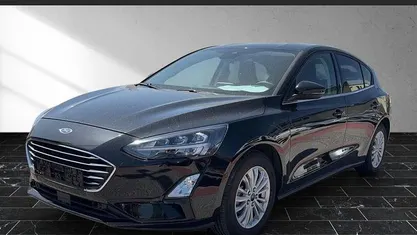 Schwarz Gebraucht 2021 Ford Focus Titanium Limousine | 19.990 € (Guter Preis)