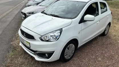 Gebraucht Mitsubishi Space Star 71 PS (52 kW) 2017 Islandweiss Kleinwagen