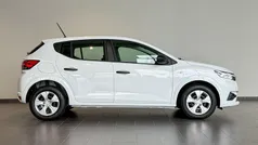 Weiss Neu 2025 Dacia Sandero Essentiel Kleinwagen | 14.880 € (Guter Preis)