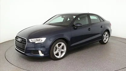 Gebraucht Audi A3 Sport 150 PS (110 kW) 2019 Blau Limousine