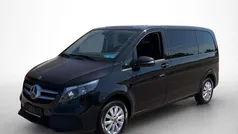 Obsidianschwarz metallic Gebraucht 2023 Mercedes V220 Van / Kleinbus | 30.850 € (Superpreis)
