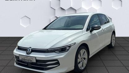 Gebraucht VW Golf VIII Goal 116 PS (85 kW) 2025 Weiss Limousine