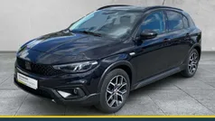 Gebraucht 2022 Fiat Tipo Cross Limousine | 15.890 € (Fairer Preis)