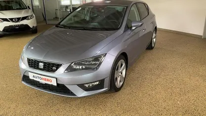 Grau Gebraucht 2016 Seat Leon FR Limousine | 10.720 € (Fairer Preis)