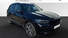 Black sapphire metallic Gebraucht 2022 BMW X5 M Sport SUV | 59.860 € (Fairer Preis)