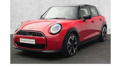 Używany Mini Cooper S Classic 204 KM (150 kW) 2024 Czerwony Hatchback