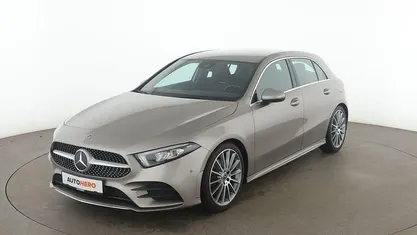 Silber Gebraucht 2019 Mercedes A180 AMG line Limousine | 20.820 € (Fairer Preis)