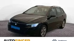 Gebraucht 2023 VW Golf VIII Life Kombi | 25.420 € (Fairer Preis)