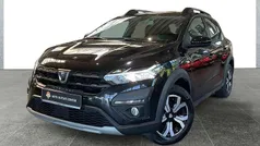Schwarz Gebraucht 2022 Dacia Sandero Comfort Kleinwagen | 13.990 € (Fairer Preis)