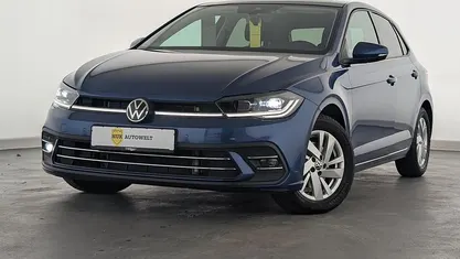 Gebraucht VW Polo Style 110 PS (80 kW) 2024 Reef blue metallic Kleinwagen