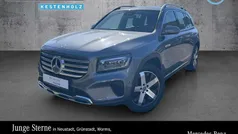 Lack mountaingrau Gebraucht 2024 Mercedes GLB200 Progressive SUV | 38.990 € (Fairer Preis)