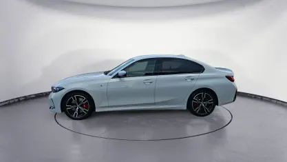 Gebraucht BMW 318 M Sport 156 PS (114 kW) 2025 Weiß Limousine