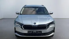 Gebraucht 2024 Skoda Octavia Selection Limousine | 30.230 € (Fairer Preis)