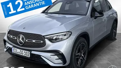 Gebraucht Mercedes GLC200 AMG 163 PS (119 kW) 2025 Metalliclack hightechsilber SUV