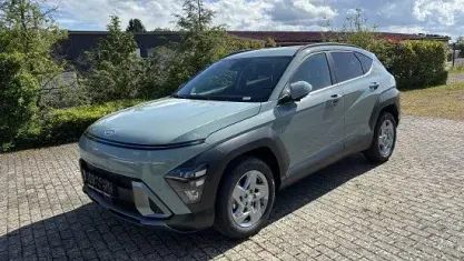Neu Hyundai Kona Trend 150 PS (110 kW) 2026 Mirage green SUV