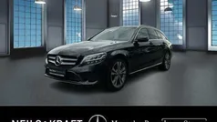 Unilack schwarz Gebraucht 2021 Mercedes C300e Kombi | 24.670 € (Fairer Preis)