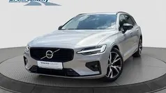 Silber Gebraucht 2024 Volvo V60 Plus Kombi | 35.960 € (Fairer Preis)