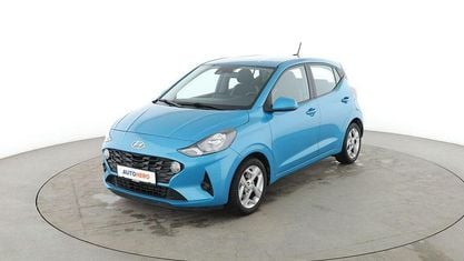 Gebraucht Hyundai i10 Trend 84 PS (61 kW) 2022 Blau Kleinwagen