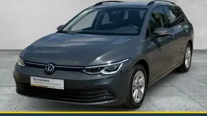 Gebraucht VW Golf VIII Life 131 PS (96 kW) 2024 Grau Kombi