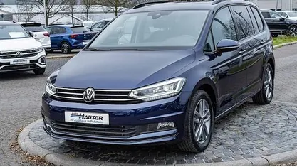 Gebraucht VW Touran Comfortline 150 PS (110 kW) 2025 Blau Van / Kleinbus