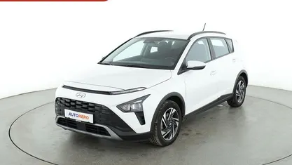 Weiß Gebraucht 2022 Hyundai Bayon Select SUV | 14.440 € (Guter Preis)