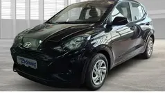 Phantom black / met (schwarz) Neu 2024 Hyundai i10 Select Kleinwagen | 16.890 € (Fairer Preis)