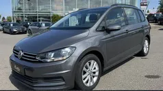 Grau Gebraucht 2015 VW Touran Comfortline Van / Kleinbus | 19.900 € (Fairer Preis)